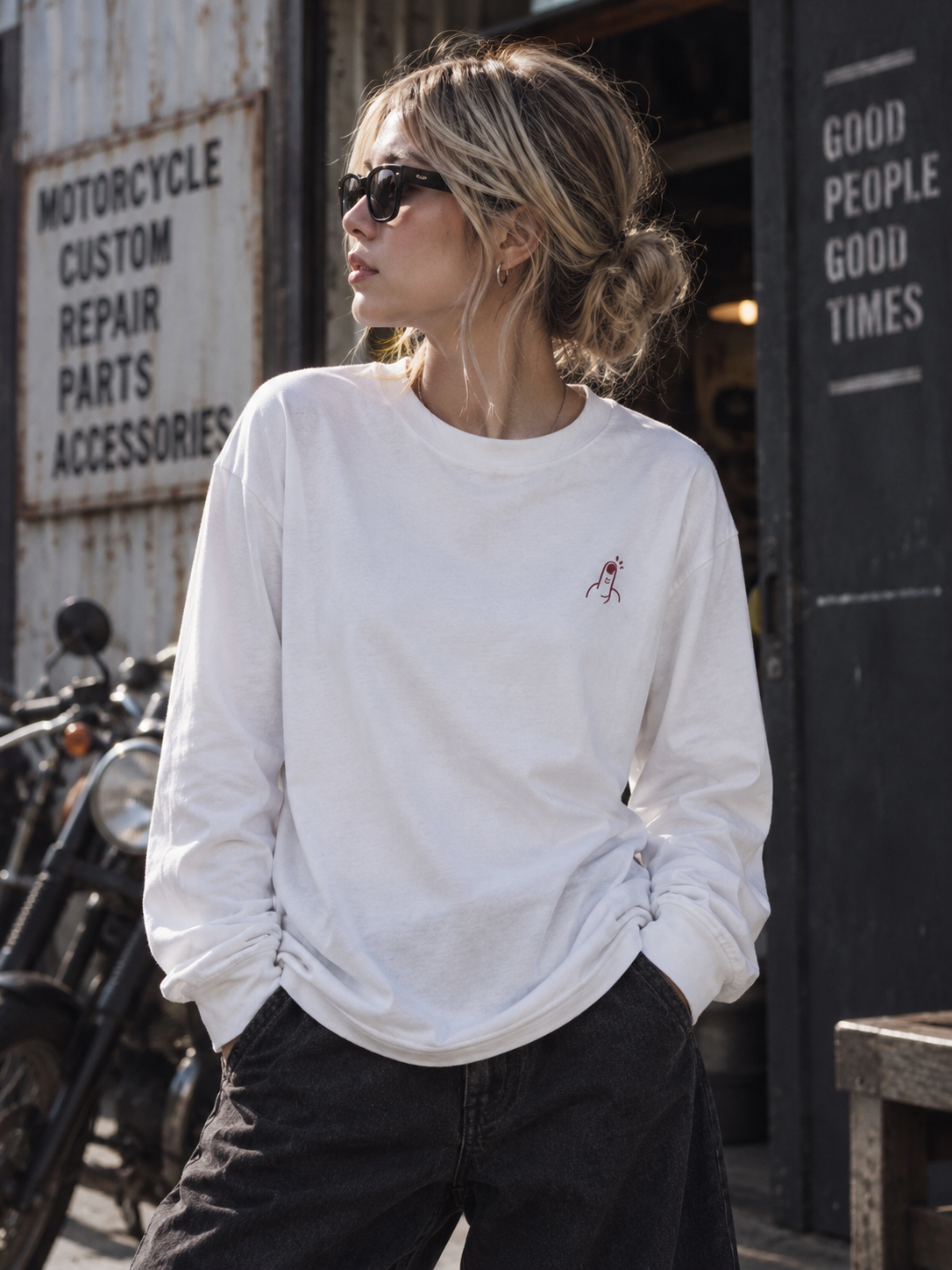 俺たち気にしないバックTシャツ