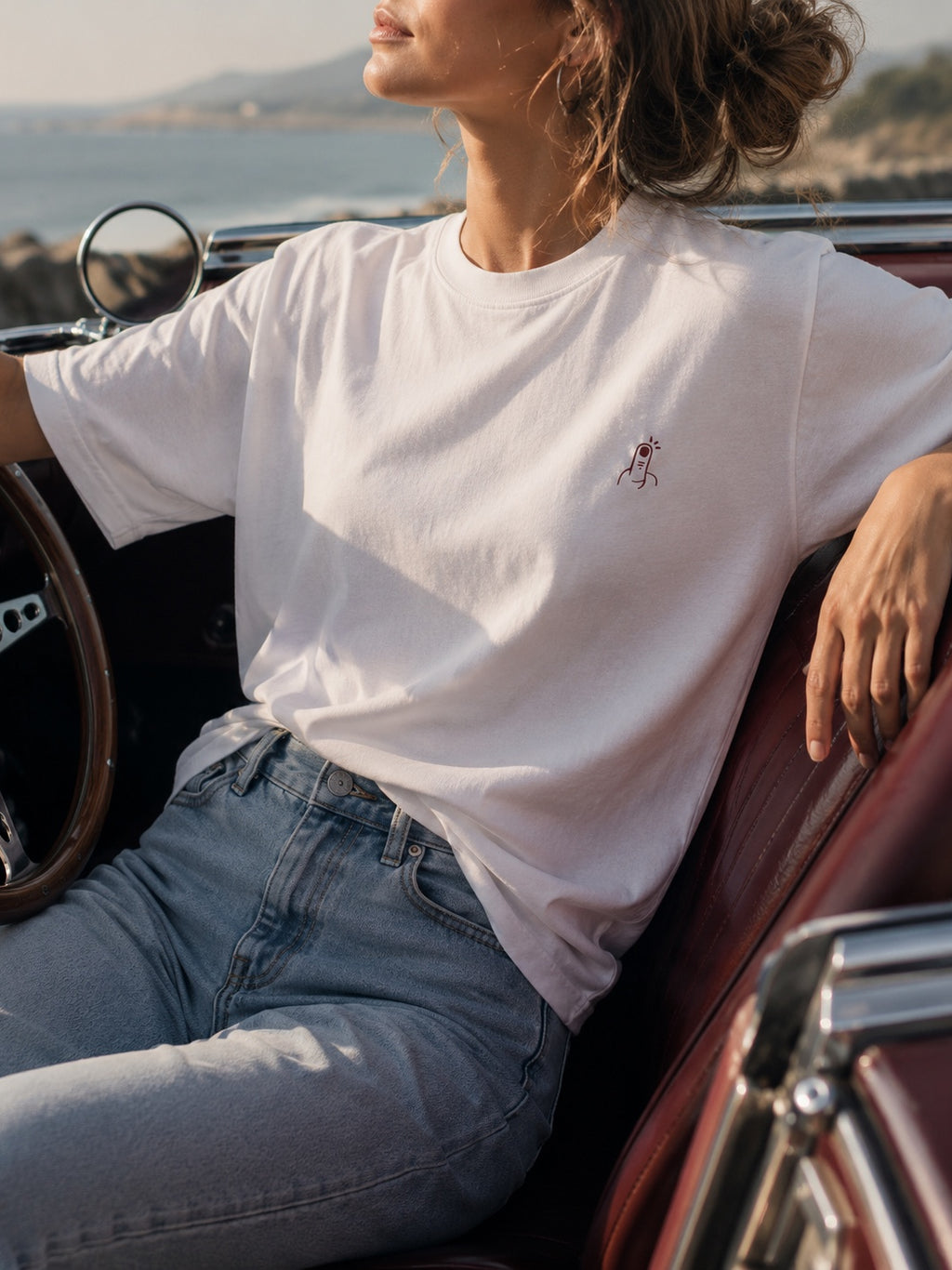 俺たち気にしないバックTシャツ